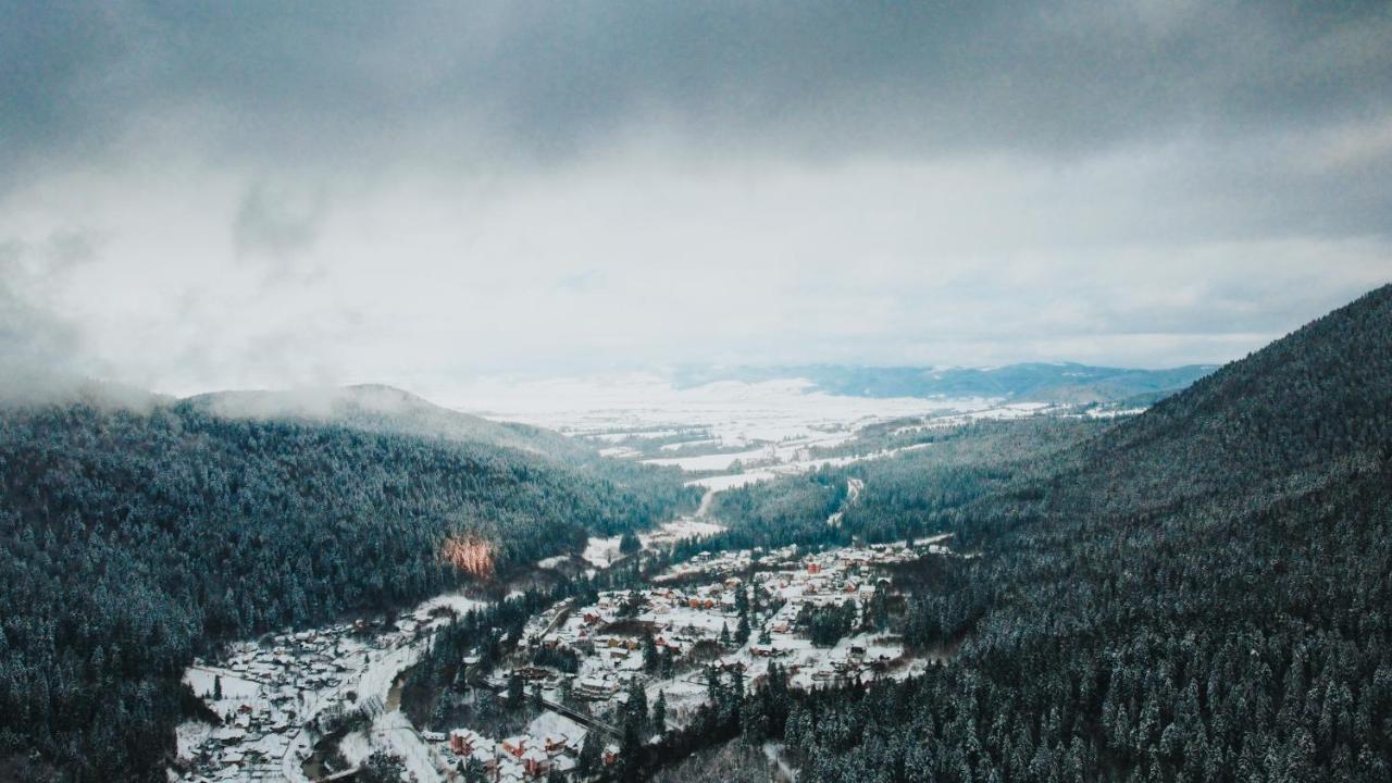 Hotel Tusnad BaileTusnad Buitenkant foto