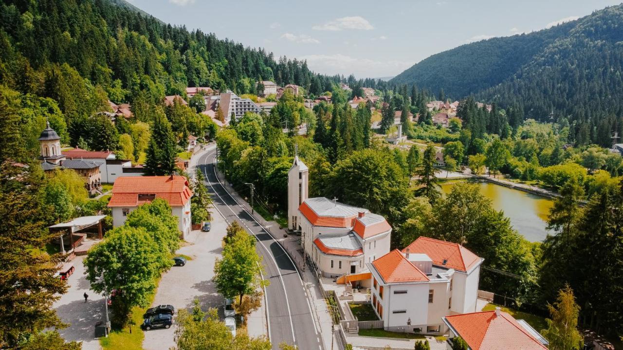 Hotel Tusnad BaileTusnad Buitenkant foto