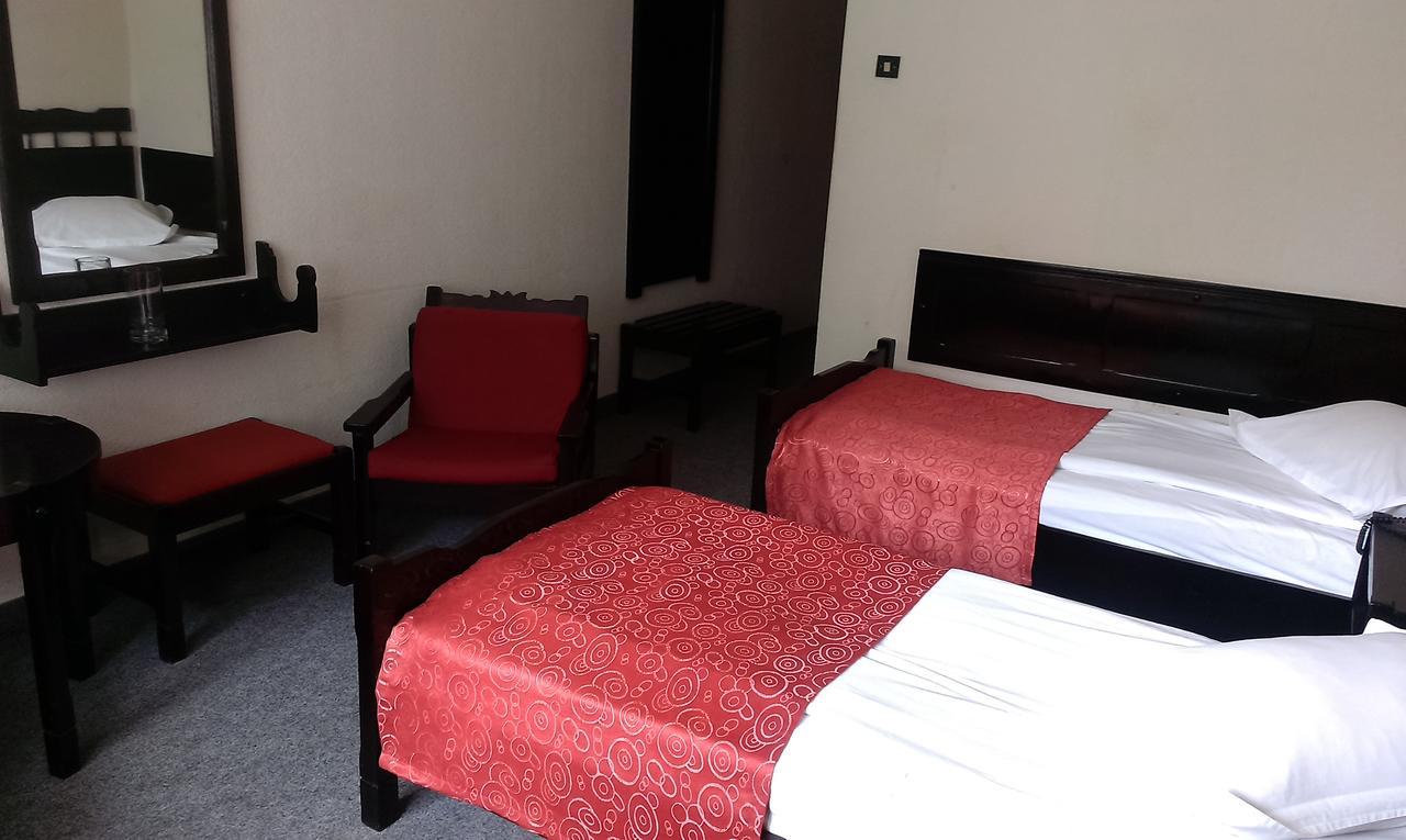 Hotel Tusnad BaileTusnad Buitenkant foto